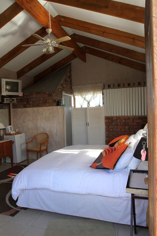 Oceanview Guesthouse Struisbaai Kamer foto