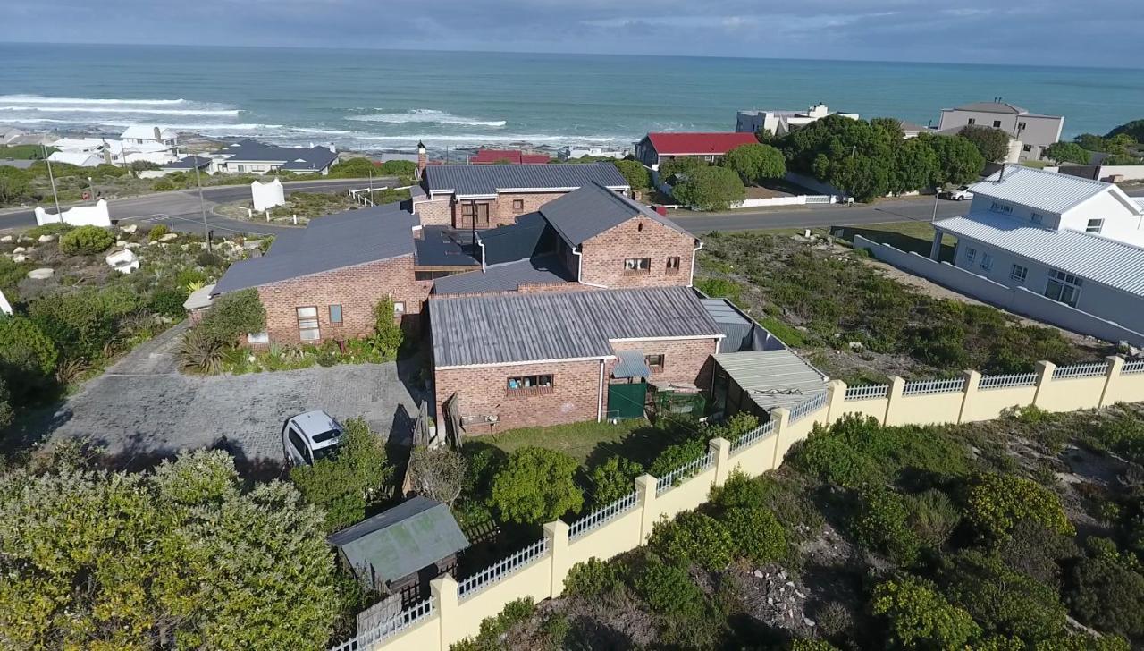 Oceanview Guesthouse Struisbaai Buitenkant foto