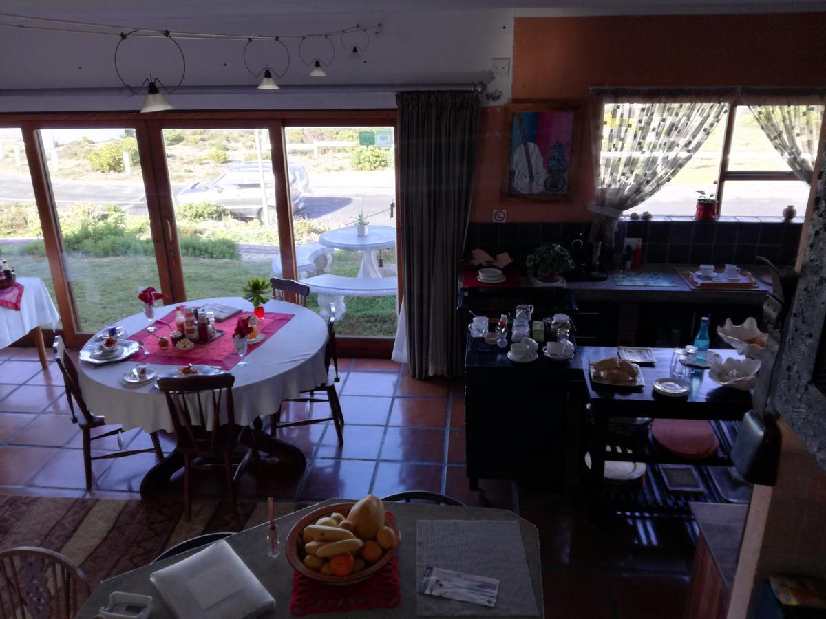 Oceanview Guesthouse Struisbaai Buitenkant foto