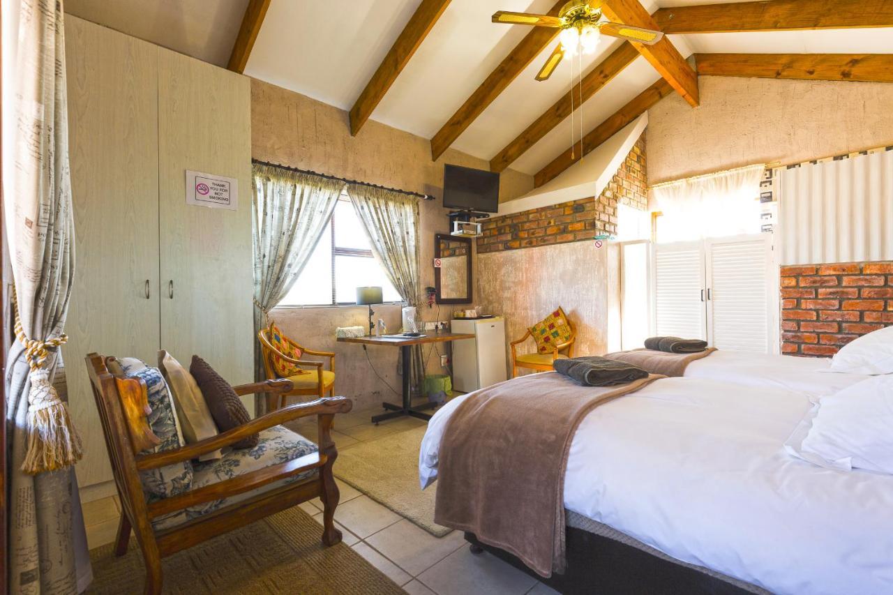 Oceanview Guesthouse Struisbaai Buitenkant foto